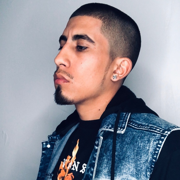 Meet the greatest Posher, Fig - Picture 2 of 3